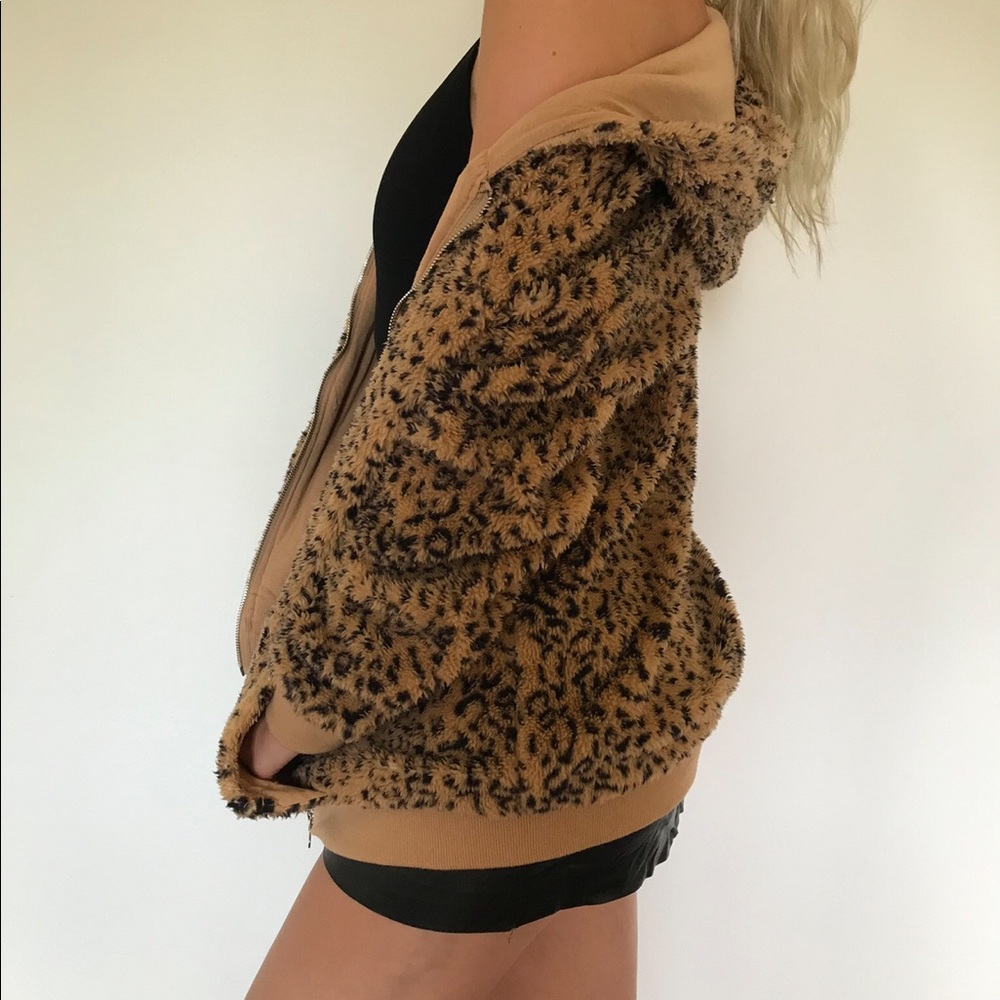 PacSun L.A. Hearts cheetah print fuzzy jacket
